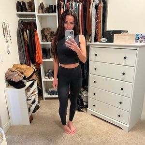 Like New MK Fitness ribbed leggings and matching top workout set